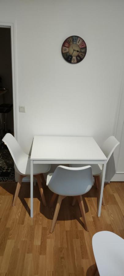 Le Barbatre Appartamento Reims Esterno foto